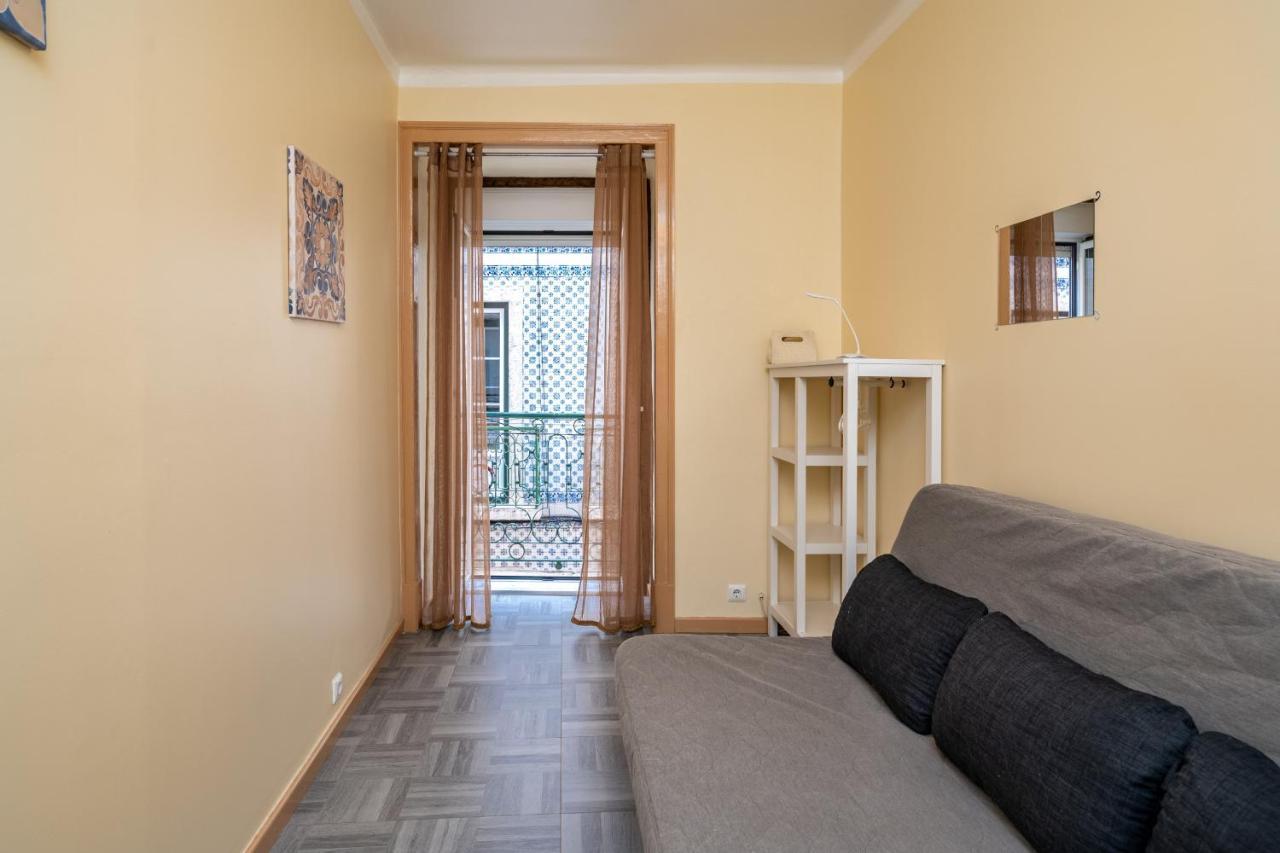 Cozy One Bedroom Apt In Historic Location - Carmo Lissabon Buitenkant foto