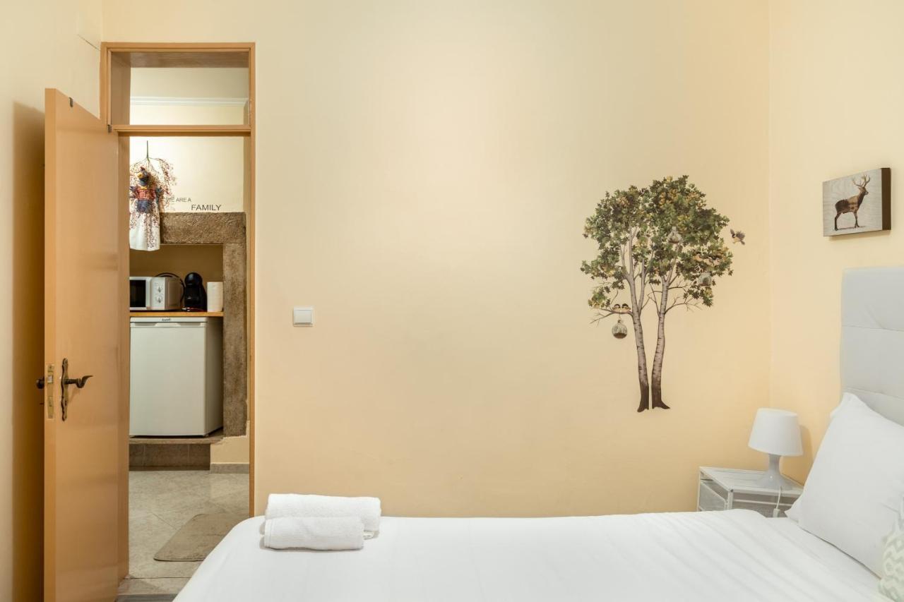 Cozy One Bedroom Apt In Historic Location - Carmo Lissabon Buitenkant foto