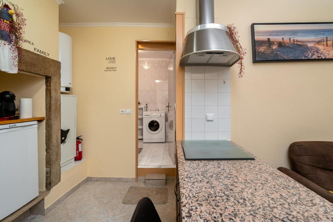 Cozy One Bedroom Apt In Historic Location - Carmo Lissabon Buitenkant foto